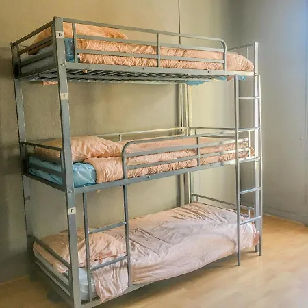 O'chalet34 Hostel